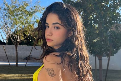 Jameliz Benitez Fans