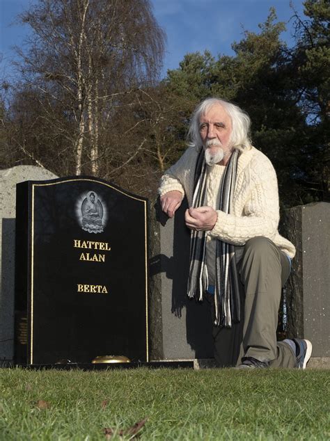 Hattel Alan Berta